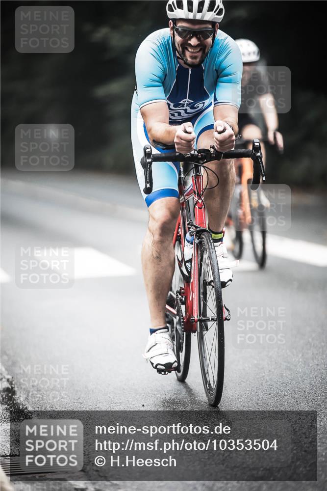 13.09.2026 - Stadtparktriathlon H.Heesch http://msf.ph/oto/10353504 13.09.2026 11:08:29 Radfahren 569, 579, 626, 662, 663 meine-sportfotos.de