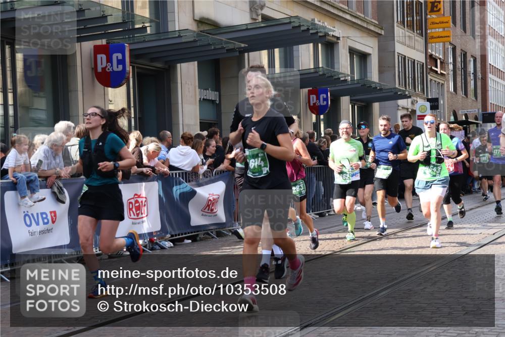 13.09.2026 - 21. swb-Marathon Bremen Strokosch-Dieckow http://msf.ph/oto/10353508 13.09.2026 13:33:01 Ziel 831, 1124, 2283, 2393, 2440, 2818, 2959, 2980, 3710, 4052, 4219, 4243, 4260, 4408, 4492, 4536, 4543, 4565, 5040, 5191, 5324, 5395, 5560, 5660, 5726, 5790, 5861, 5862, 5914, 6256, 6421, 6597, 6614, 6777, 6882, 6915, 6997, 7145, 7421, 7467, 7788, 7789, 7830, 8061, 8093, 8177, 8501, 8599, 8602, 9206, 9269, 9616, 9856, 9883, 13028, 13084, 13101, 891, 1532, 2440, 2638, 2959, 3167, 3404, 3710, 3773, 3895, 3902, 4194, 4233, 4659, 5009, 5090, 5581 meine-sportfotos.de