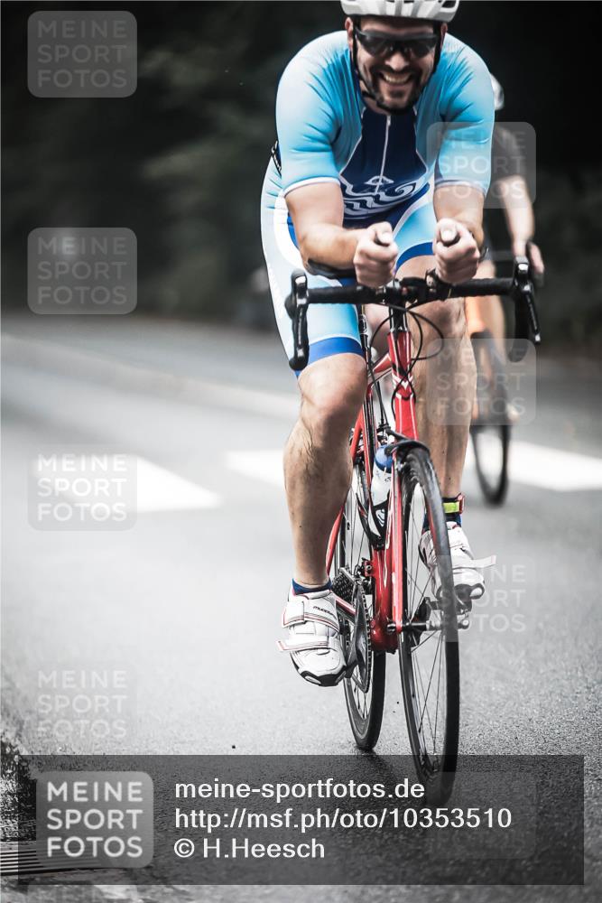 13.09.2026 - Stadtparktriathlon H.Heesch http://msf.ph/oto/10353510 13.09.2026 11:08:29 Radfahren 569, 579, 626, 662, 663 meine-sportfotos.de