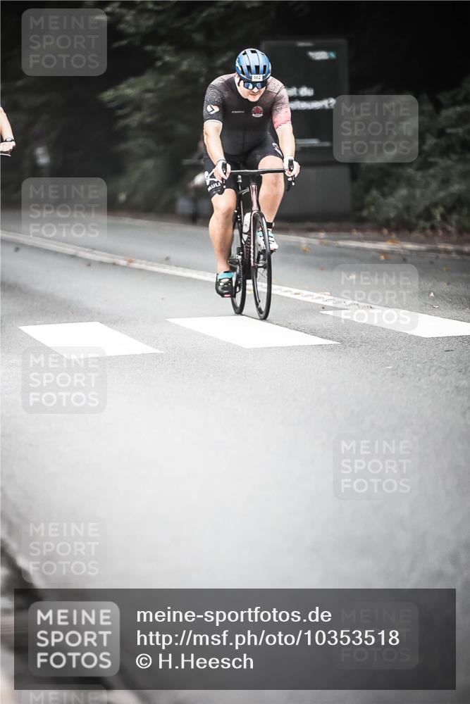 13.09.2026 - Stadtparktriathlon H.Heesch http://msf.ph/oto/10353518 13.09.2026 11:08:35 Radfahren 562, 569, 601, 662, 663, 684, 697 meine-sportfotos.de