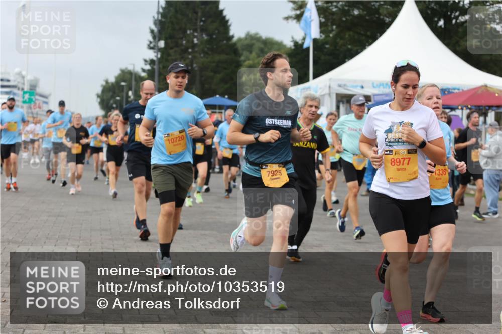 13.09.2026 - Kiel Lauf Andreas Tolksdorf http://msf.ph/oto/10353519 13.09.2026 09:57:09 Kiellinie 10720, 1, 394, 7925, 8977, 336 meine-sportfotos.de