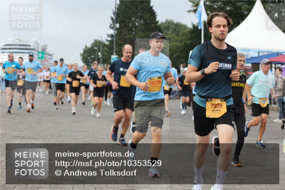 13.09.2026 - Kiel Lauf Andreas Tolksdorf http://msf.ph/oto/10353529 13.09.2026 09:57:10 Kiellinie 10720, 2, 8, 7925 meine-sportfotos.de