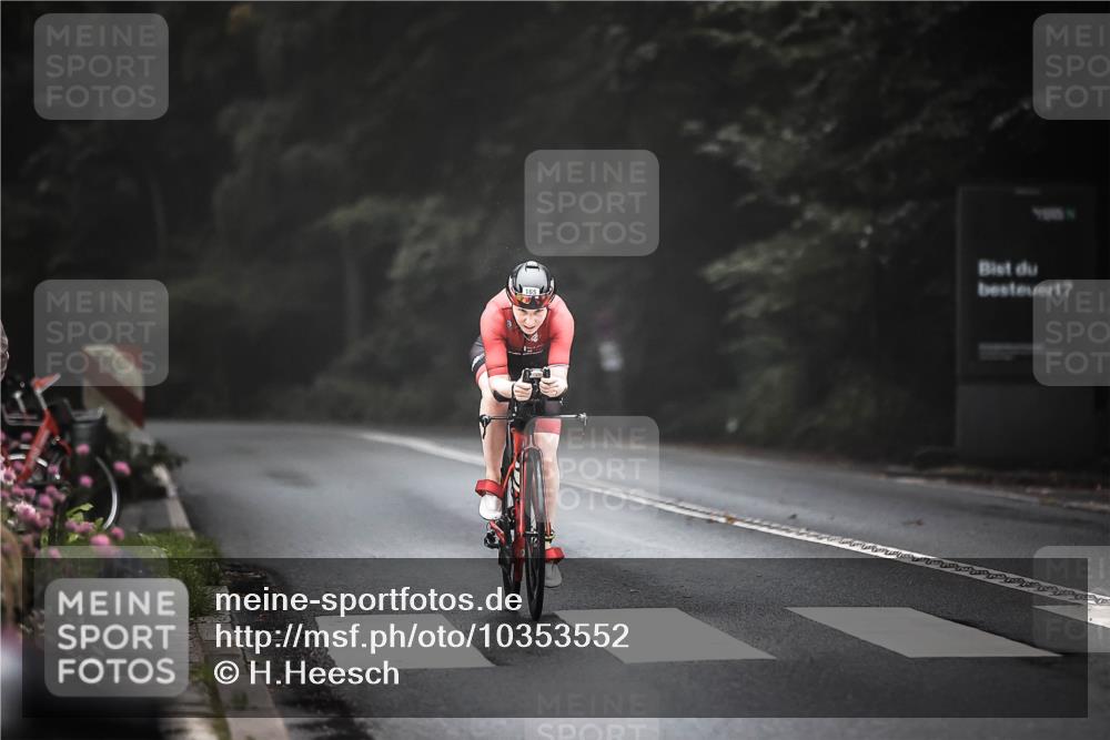 13.09.2026 - Stadtparktriathlon H.Heesch http://msf.ph/oto/10353552 13.09.2026 09:30:22 Radfahren 120, 165, 176 meine-sportfotos.de