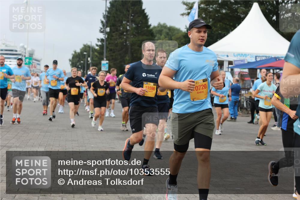 13.09.2026 - Kiel Lauf Andreas Tolksdorf http://msf.ph/oto/10353555 13.09.2026 09:57:10 Kiellinie 13, 39, 11598, 38, 0720 meine-sportfotos.de