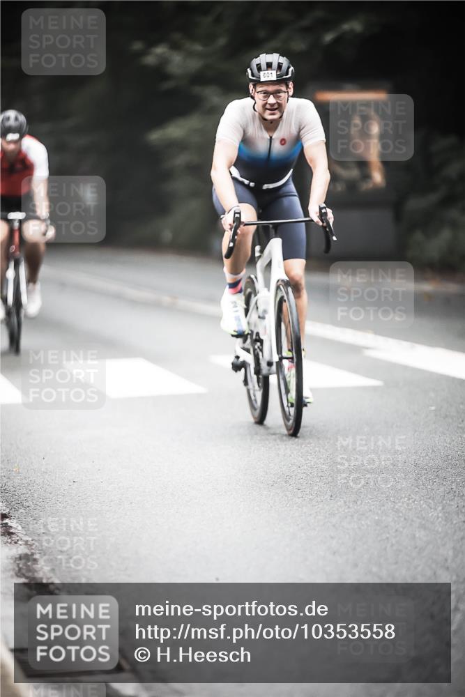 13.09.2026 - Stadtparktriathlon H.Heesch http://msf.ph/oto/10353558 13.09.2026 11:08:38 Radfahren 486, 562, 601, 684, 697, 698 meine-sportfotos.de