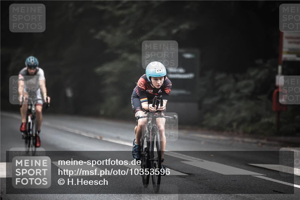 13.09.2026 - Stadtparktriathlon H.Heesch http://msf.ph/oto/10353596 13.09.2026 09:30:37 Radfahren 97, 174 meine-sportfotos.de