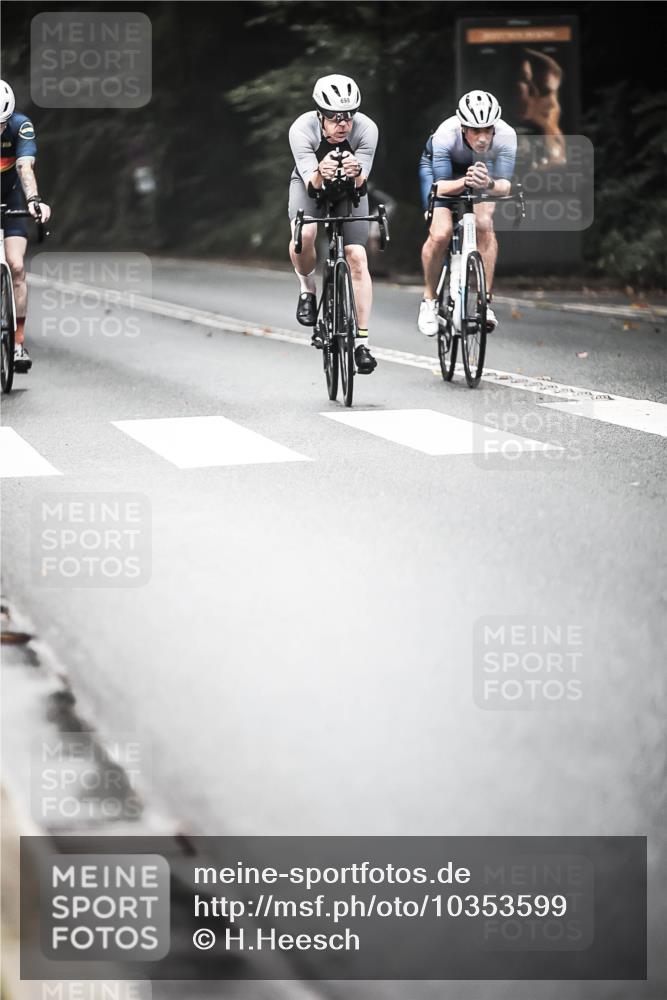13.09.2026 - Stadtparktriathlon H.Heesch http://msf.ph/oto/10353599 13.09.2026 11:08:43 Radfahren 486, 581, 601, 684, 697, 698 meine-sportfotos.de