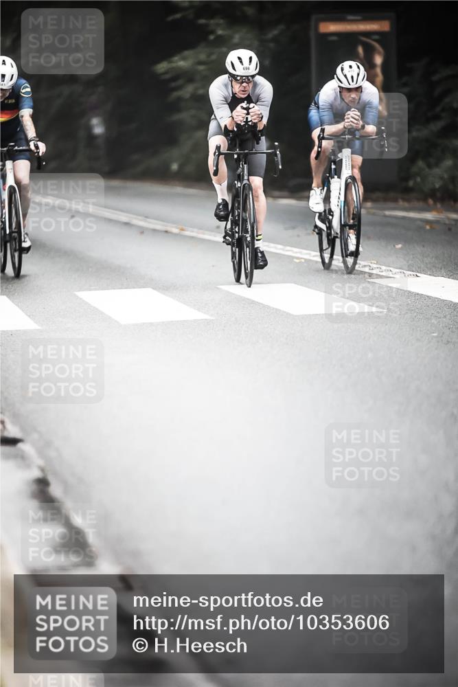 13.09.2026 - Stadtparktriathlon H.Heesch http://msf.ph/oto/10353606 13.09.2026 11:08:43 Radfahren 486, 581, 601, 684, 697, 698 meine-sportfotos.de