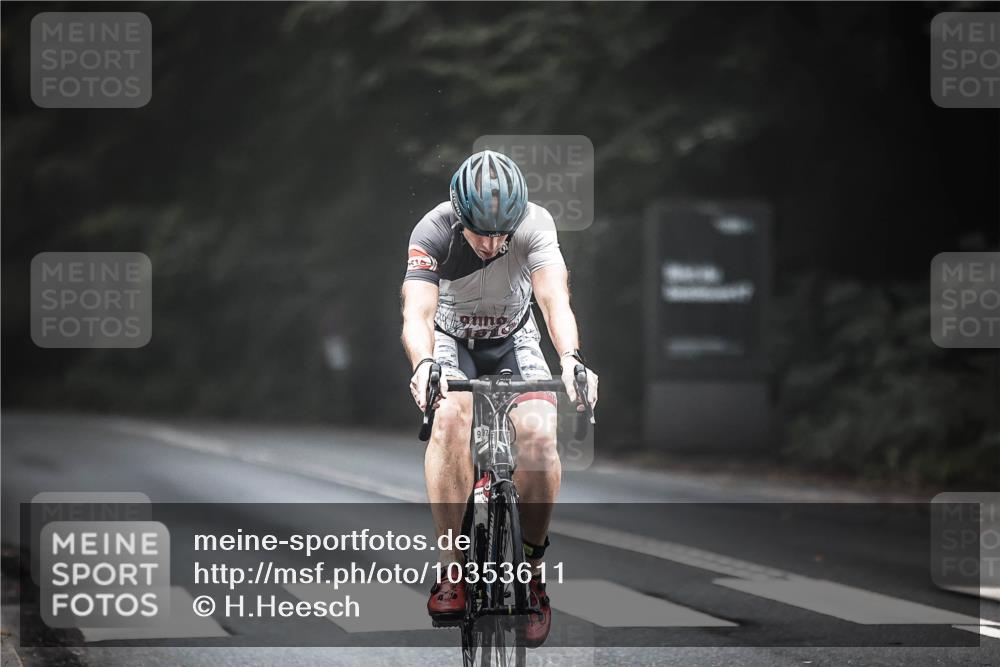13.09.2026 - Stadtparktriathlon H.Heesch http://msf.ph/oto/10353611 13.09.2026 09:30:38 Radfahren 97, 174 meine-sportfotos.de