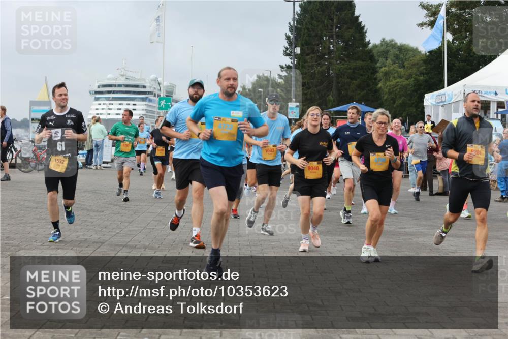13.09.2026 - Kiel Lauf Andreas Tolksdorf http://msf.ph/oto/10353623 13.09.2026 09:57:12 Kiellinie 61, 1532, 6287, 1603, 9281, 9040 meine-sportfotos.de
