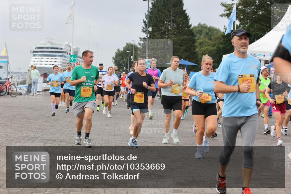13.09.2026 - Kiel Lauf Andreas Tolksdorf http://msf.ph/oto/10353669 13.09.2026 09:57:16 Kiellinie 8678, 6287, 9436, 10790, 343, 8816 meine-sportfotos.de