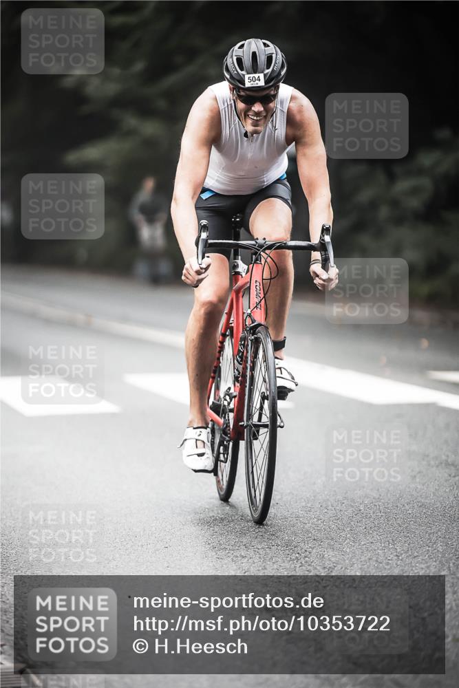 13.09.2026 - Stadtparktriathlon H.Heesch http://msf.ph/oto/10353722 13.09.2026 11:08:51 Radfahren 504, 555, 581, 660, 676 meine-sportfotos.de