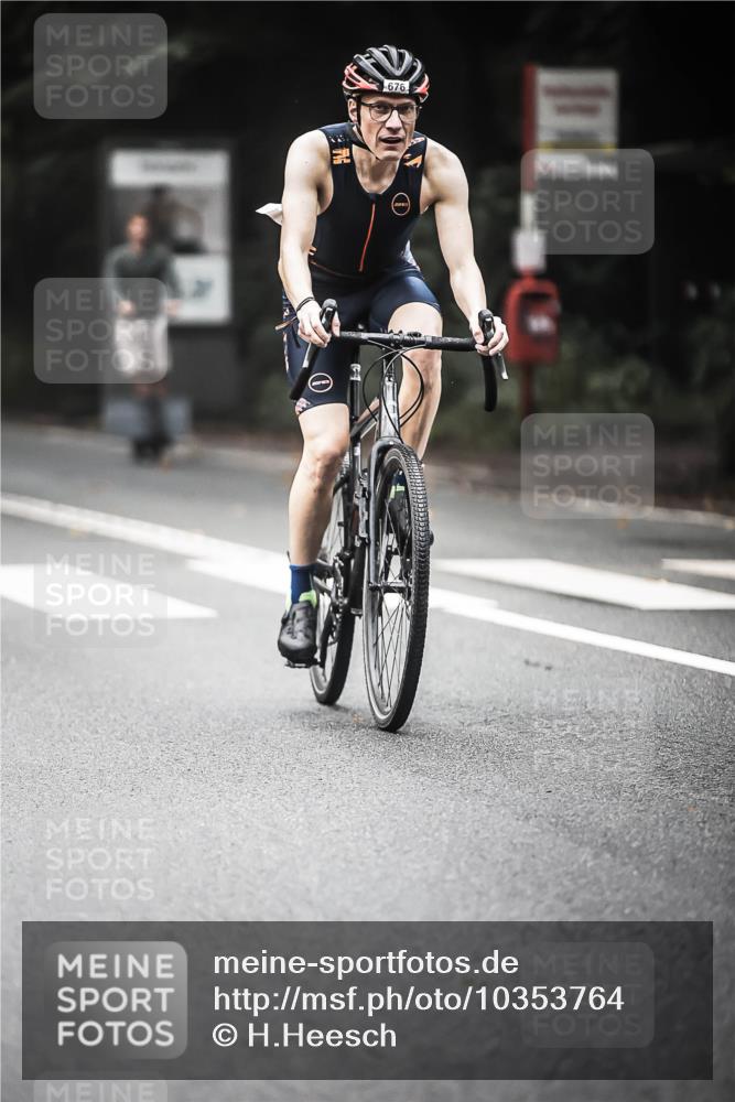 13.09.2026 - Stadtparktriathlon H.Heesch http://msf.ph/oto/10353764 13.09.2026 11:08:55 Radfahren 468, 504, 555, 660, 676 meine-sportfotos.de
