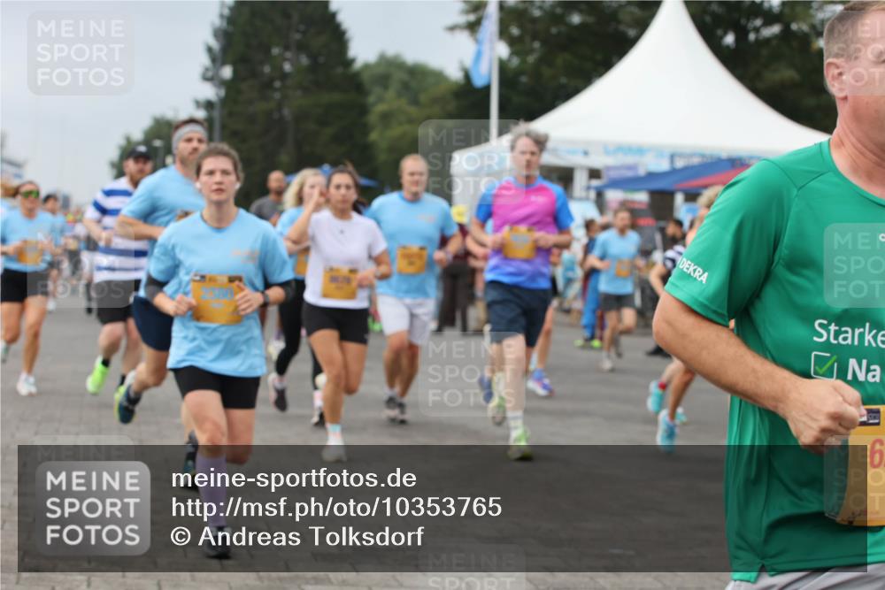13.09.2026 - Kiel Lauf Andreas Tolksdorf http://msf.ph/oto/10353765 13.09.2026 09:57:19 Kiellinie 6 meine-sportfotos.de