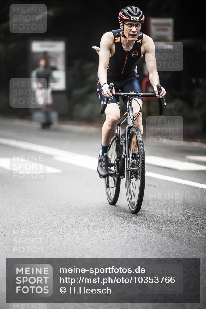 13.09.2026 - Stadtparktriathlon H.Heesch http://msf.ph/oto/10353766 13.09.2026 11:08:55 Radfahren 468, 504, 555, 660, 676 meine-sportfotos.de