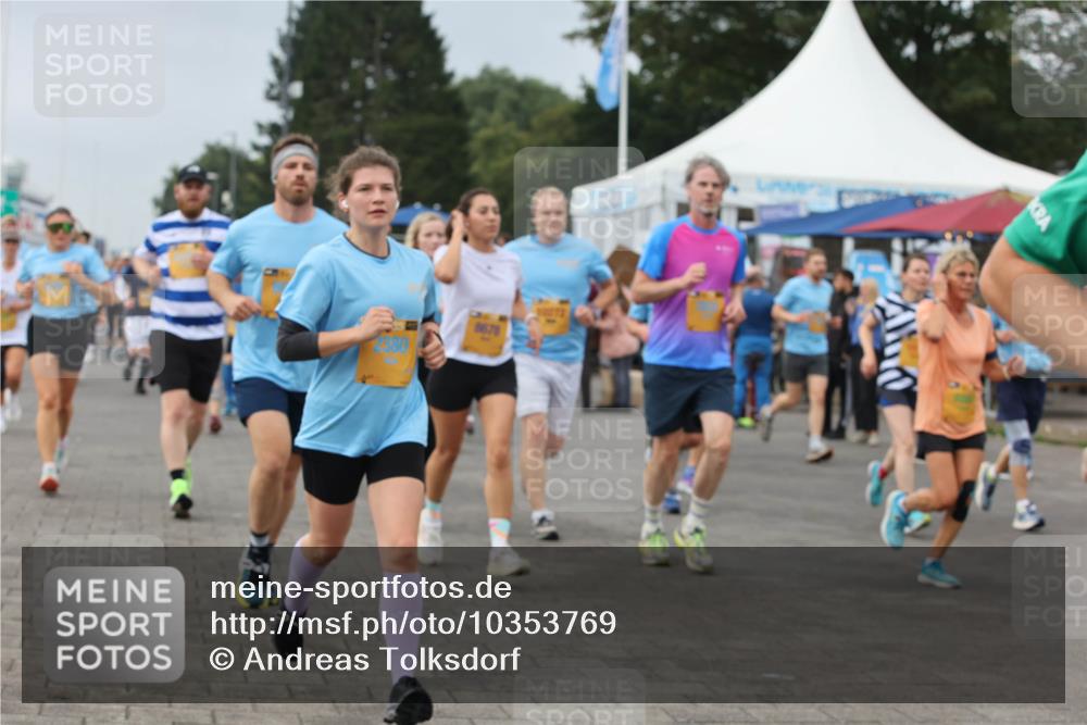 13.09.2026 - Kiel Lauf Andreas Tolksdorf http://msf.ph/oto/10353769 13.09.2026 09:57:19 Kiellinie  meine-sportfotos.de