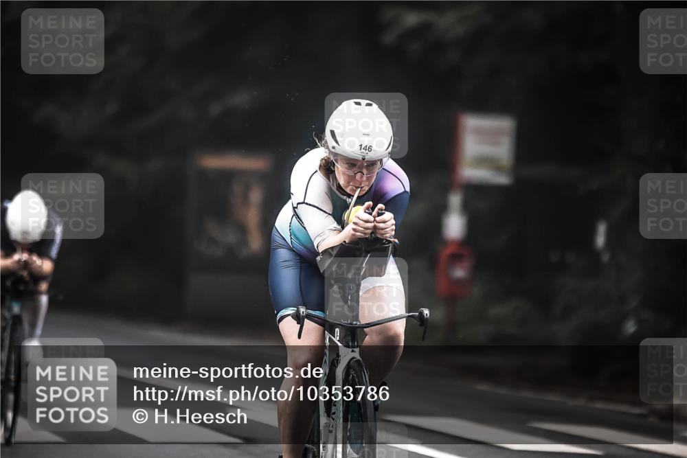 13.09.2026 - Stadtparktriathlon H.Heesch http://msf.ph/oto/10353786 13.09.2026 09:31:10 Radfahren 146, 152, 179, 205 meine-sportfotos.de