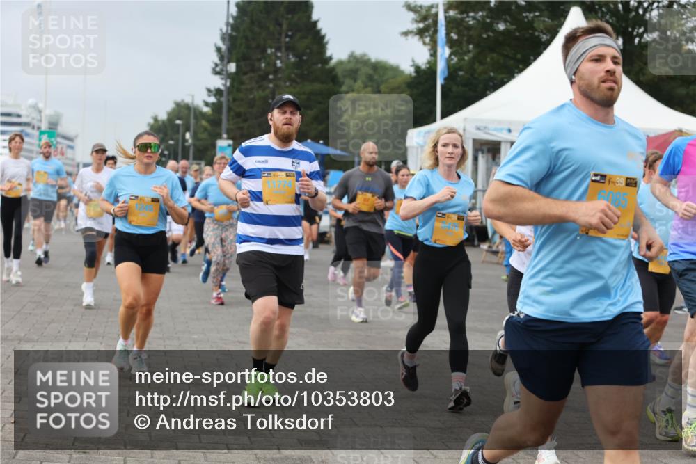 13.09.2026 - Kiel Lauf Andreas Tolksdorf http://msf.ph/oto/10353803 13.09.2026 09:57:20 Kiellinie 1245, 11774, 608 meine-sportfotos.de