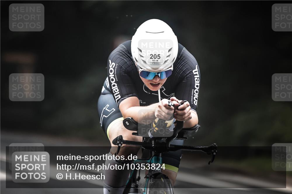 13.09.2026 - Stadtparktriathlon H.Heesch http://msf.ph/oto/10353824 13.09.2026 09:31:12 Radfahren 146, 152, 205 meine-sportfotos.de