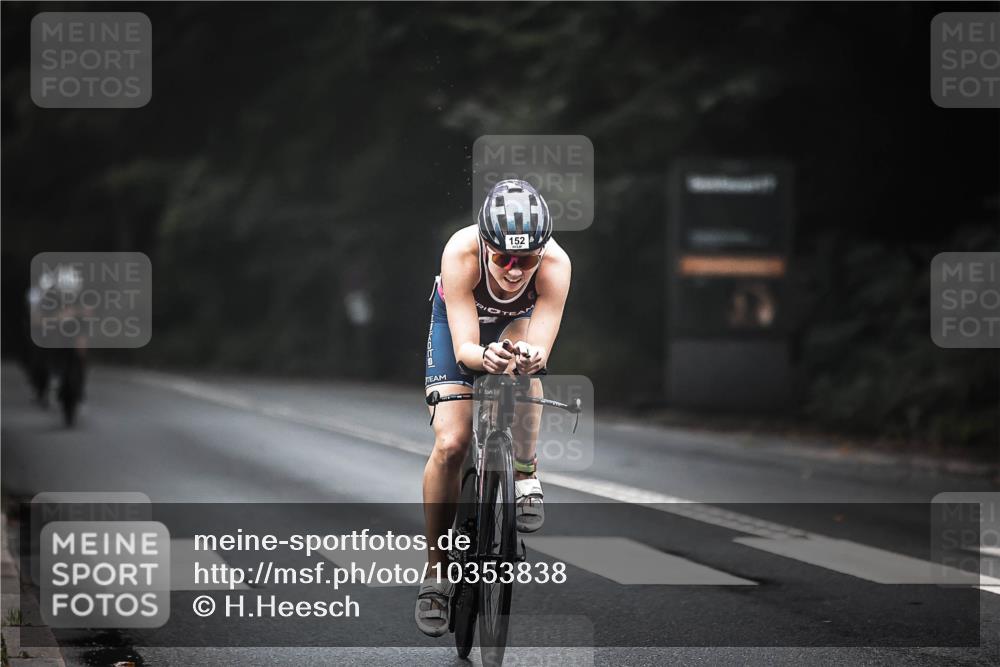 13.09.2026 - Stadtparktriathlon H.Heesch http://msf.ph/oto/10353838 13.09.2026 09:31:14 Radfahren 100, 146, 152, 190, 205 meine-sportfotos.de