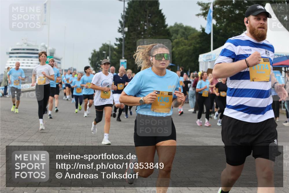 13.09.2026 - Kiel Lauf Andreas Tolksdorf http://msf.ph/oto/10353849 13.09.2026 09:57:22 Kiellinie 117 meine-sportfotos.de
