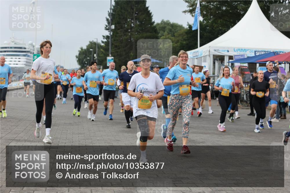 13.09.2026 - Kiel Lauf Andreas Tolksdorf http://msf.ph/oto/10353877 13.09.2026 09:57:23 Kiellinie 39, 4450, 38, 4395, 1, 2026 meine-sportfotos.de