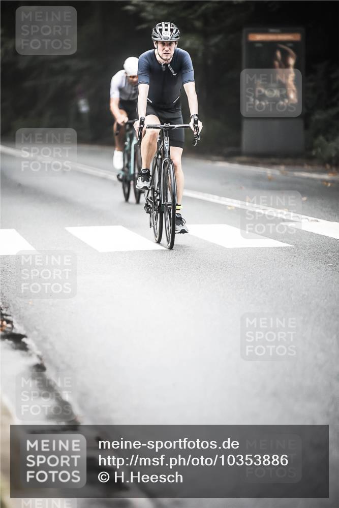 13.09.2026 - Stadtparktriathlon H.Heesch http://msf.ph/oto/10353886 13.09.2026 11:09:09 Radfahren 593, 616, 625, 671 meine-sportfotos.de