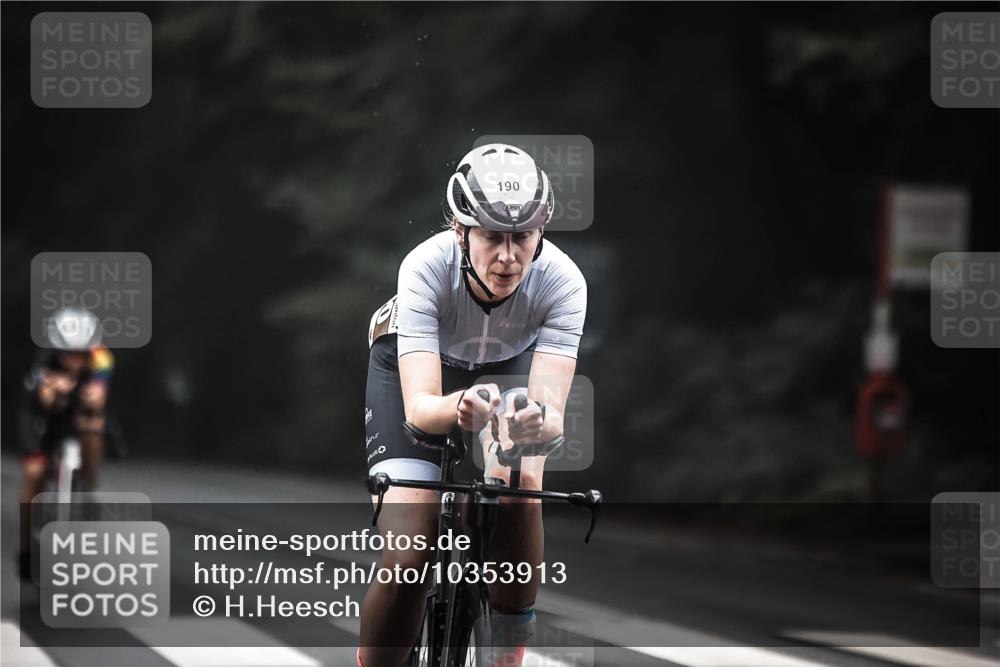13.09.2026 - Stadtparktriathlon H.Heesch http://msf.ph/oto/10353913 13.09.2026 09:31:20 Radfahren 100, 151, 152, 190 meine-sportfotos.de