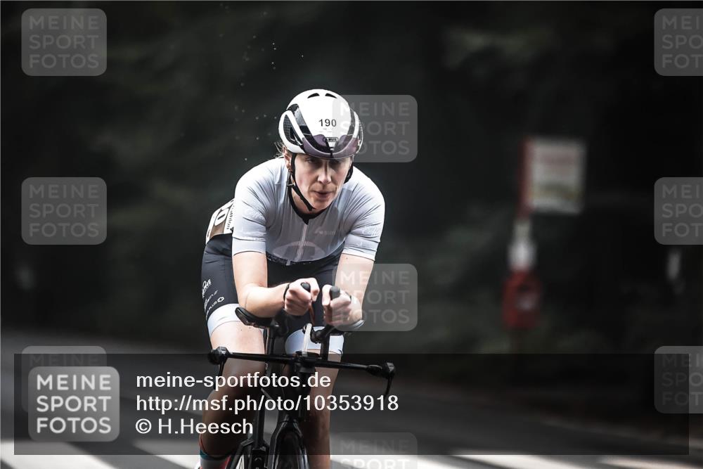 13.09.2026 - Stadtparktriathlon H.Heesch http://msf.ph/oto/10353918 13.09.2026 09:31:21 Radfahren 100, 151, 190 meine-sportfotos.de