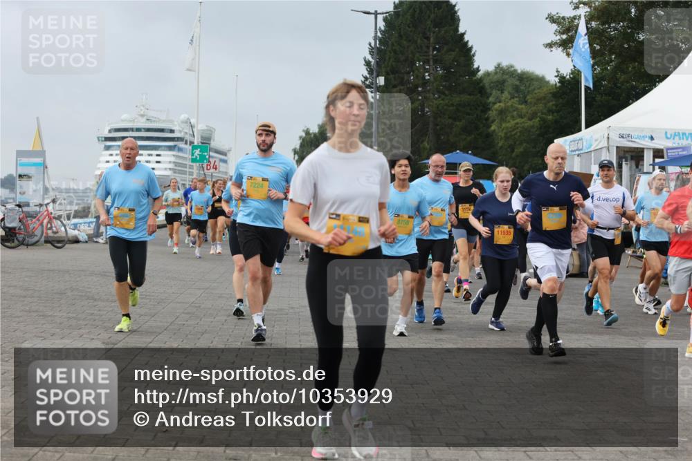 13.09.2026 - Kiel Lauf Andreas Tolksdorf http://msf.ph/oto/10353929 13.09.2026 09:57:24 Kiellinie 4, 7224, 8758, 3152, 11535 meine-sportfotos.de