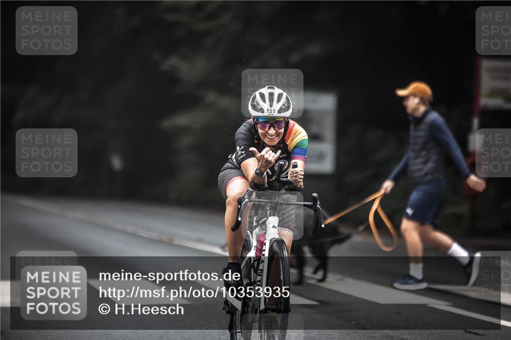 13.09.2026 - Stadtparktriathlon H.Heesch http://msf.ph/oto/10353935 13.09.2026 09:31:22 Radfahren 100, 151, 190 meine-sportfotos.de