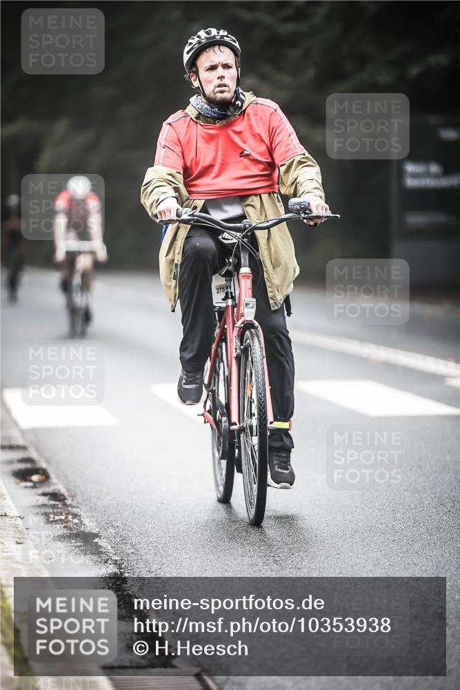 13.09.2026 - Stadtparktriathlon H.Heesch http://msf.ph/oto/10353938 13.09.2026 11:09:16 Radfahren 275, 497, 625, 640, 671 meine-sportfotos.de