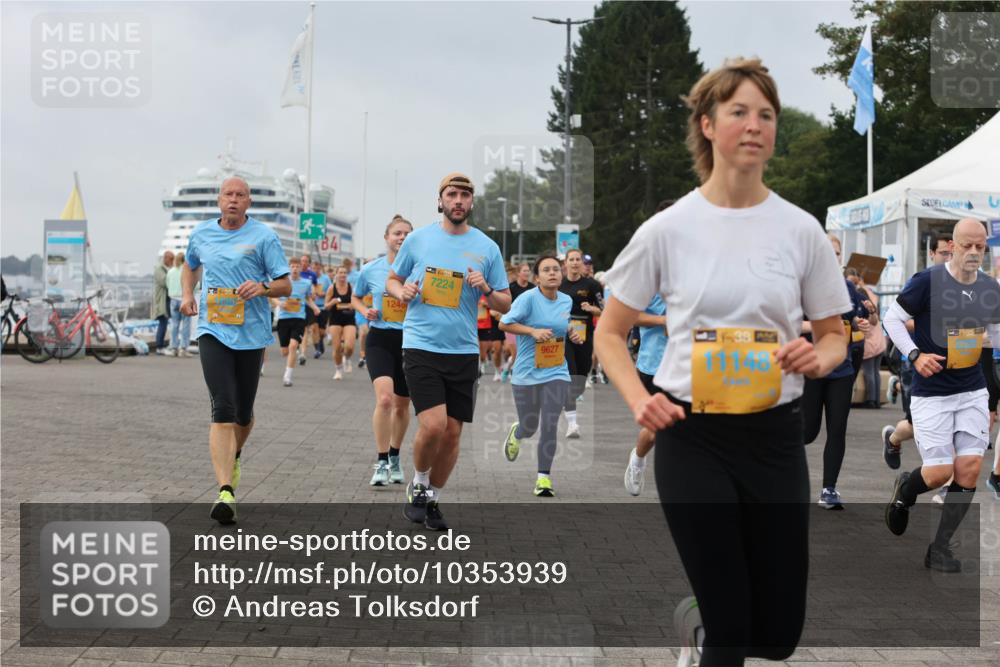13.09.2026 - Kiel Lauf Andreas Tolksdorf http://msf.ph/oto/10353939 13.09.2026 09:57:25 Kiellinie 84, 1240, 35, 7224, 9627, 39, 148 meine-sportfotos.de