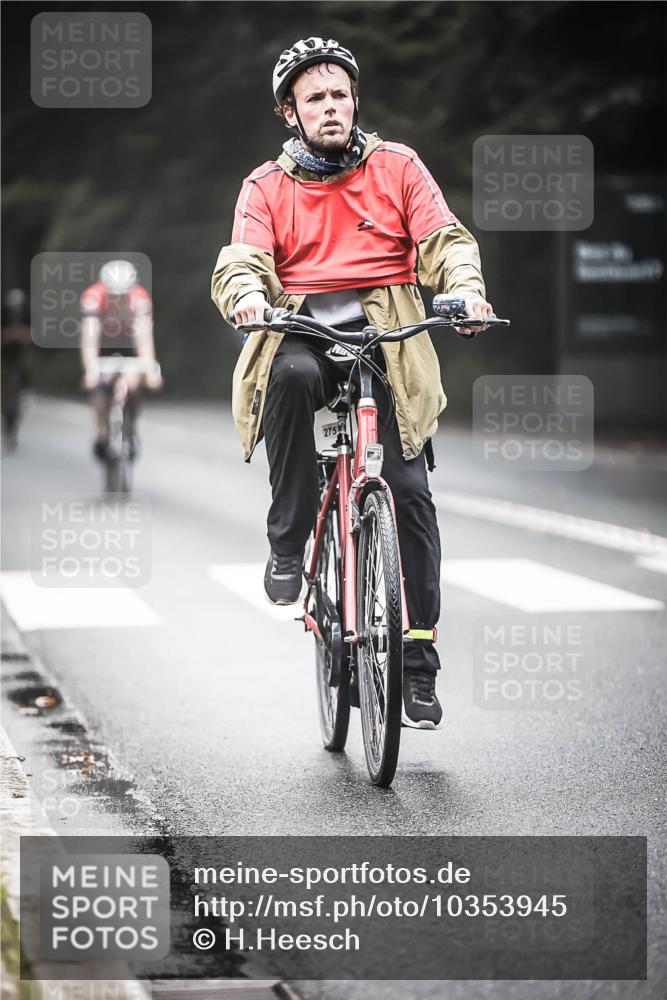 13.09.2026 - Stadtparktriathlon H.Heesch http://msf.ph/oto/10353945 13.09.2026 11:09:17 Radfahren 275, 497, 640, 1797 meine-sportfotos.de