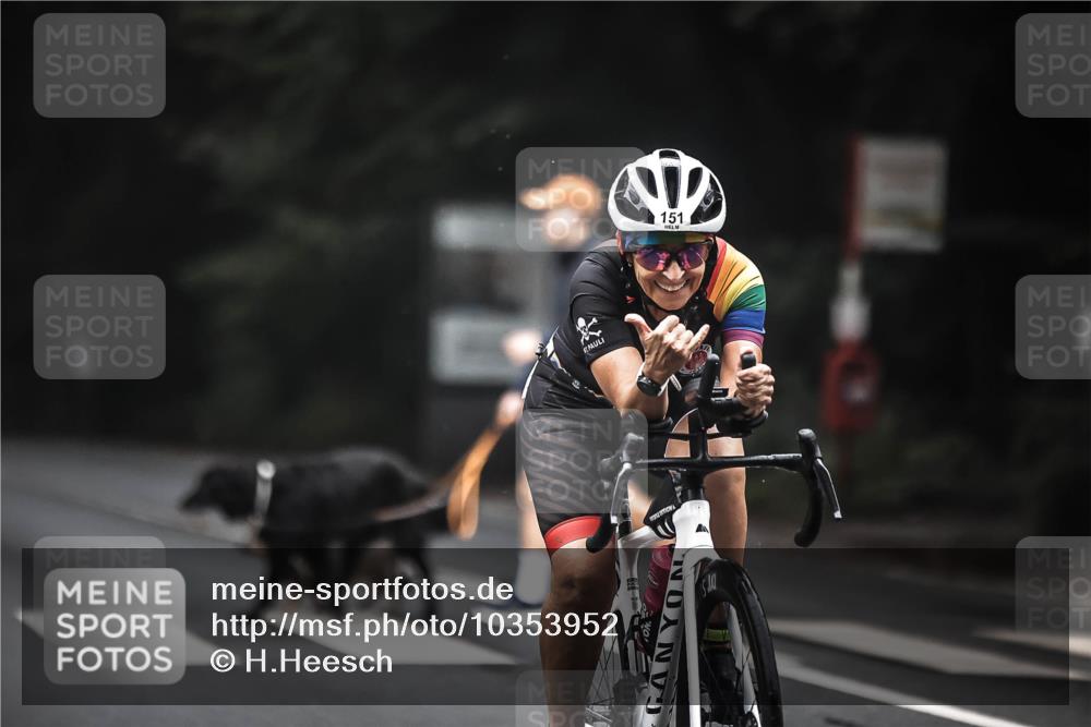 13.09.2026 - Stadtparktriathlon H.Heesch http://msf.ph/oto/10353952 13.09.2026 09:31:23 Radfahren 100, 151, 190 meine-sportfotos.de