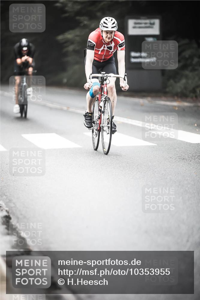 13.09.2026 - Stadtparktriathlon H.Heesch http://msf.ph/oto/10353955 13.09.2026 11:09:19 Radfahren 275, 497, 640, 1797 meine-sportfotos.de