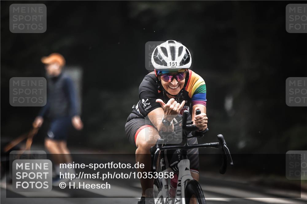 13.09.2026 - Stadtparktriathlon H.Heesch http://msf.ph/oto/10353958 13.09.2026 09:31:23 Radfahren 100, 151, 190 meine-sportfotos.de