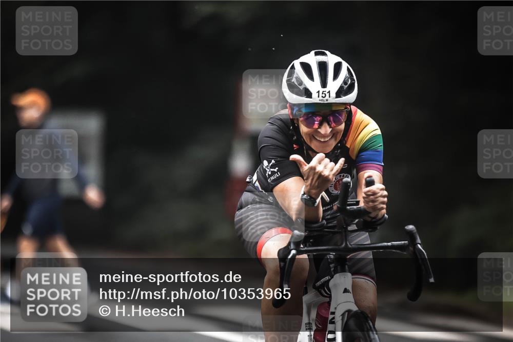 13.09.2026 - Stadtparktriathlon H.Heesch http://msf.ph/oto/10353965 13.09.2026 09:31:23 Radfahren 100, 151, 190 meine-sportfotos.de