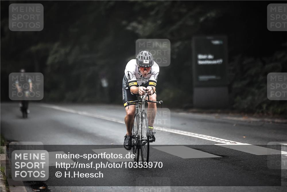 13.09.2026 - Stadtparktriathlon H.Heesch http://msf.ph/oto/10353970 13.09.2026 09:31:31 Radfahren 83, 94 meine-sportfotos.de