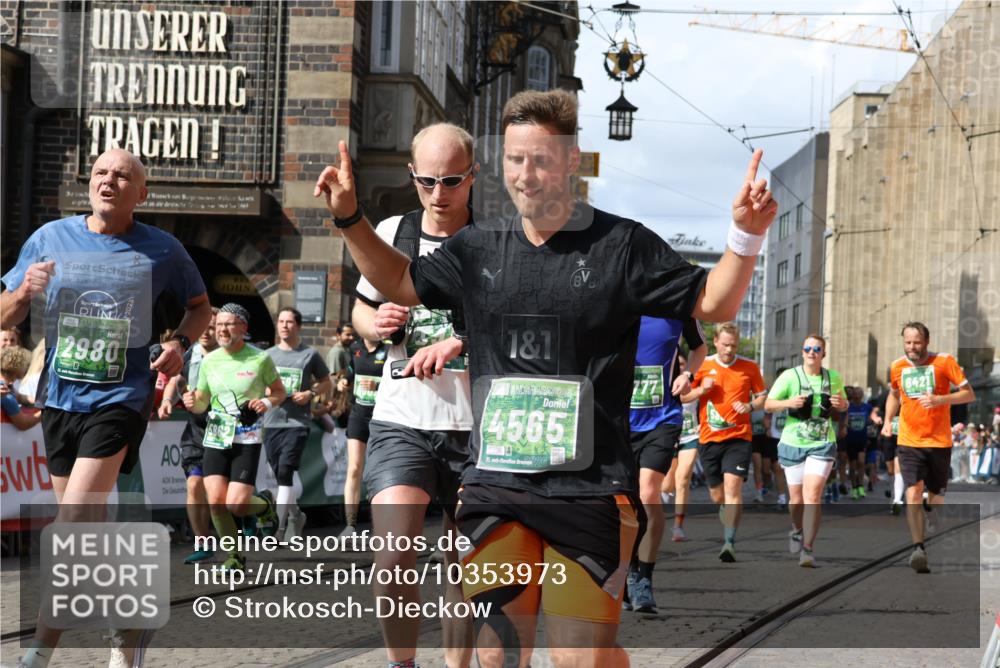 13.09.2026 - 21. swb-Marathon Bremen Strokosch-Dieckow http://msf.ph/oto/10353973 13.09.2026 13:33:21 Ziel 891, 1532, 2440, 2638, 2818, 2959, 3167, 3404, 3710, 3773, 3902, 4194, 4233, 4408, 4659, 5090, 5191, 5395, 5410, 5706, 5749, 5981, 6018, 6941, 7756, 7788, 7830, 8061, 9269, 9292, 9406, 9745, 9829, 10048, 13019, 13028, 13039, 13092, 13093, 13101, 13146, 13164, 13234, 13247, 2960, 3562, 4052, 4219, 4543, 5560, 5660, 5726, 5861, 5862, 6256, 6421, 6597, 6777, 6844, 6882, 6997, 7523, 7863, 8093, 8177, 8501, 8599, 8602, 8691, 9206, 9508, 10114, 13078 meine-sportfotos.de