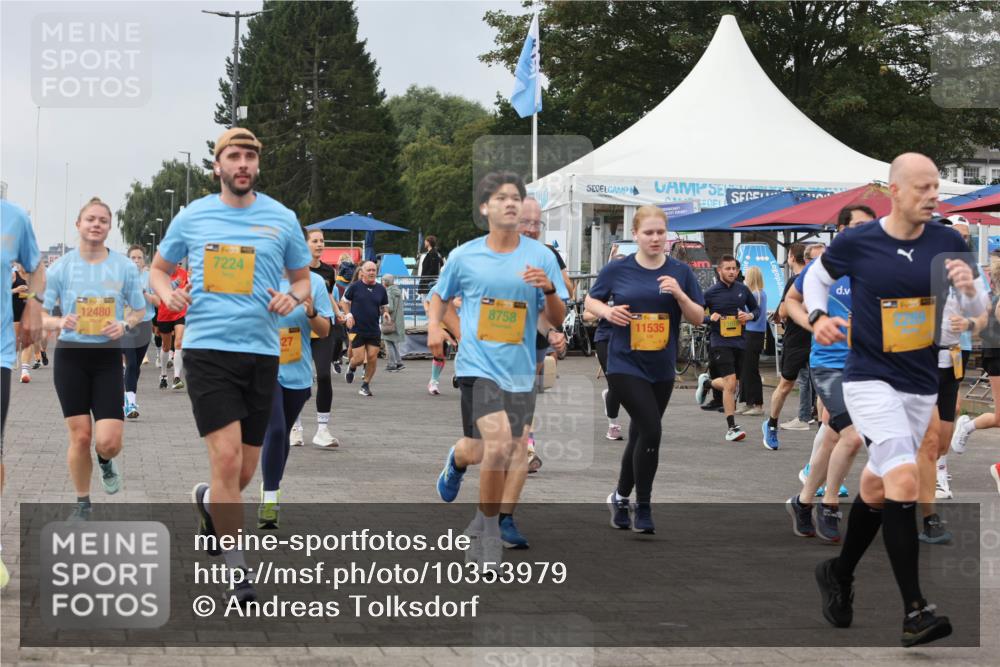 13.09.2026 - Kiel Lauf Andreas Tolksdorf http://msf.ph/oto/10353979 13.09.2026 09:57:26 Kiellinie 12480, 7224, 27, 8758, 11535 meine-sportfotos.de