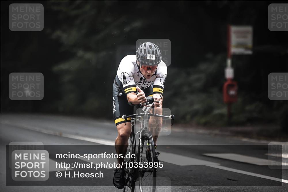13.09.2026 - Stadtparktriathlon H.Heesch http://msf.ph/oto/10353995 13.09.2026 09:31:32 Radfahren 83, 94 meine-sportfotos.de
