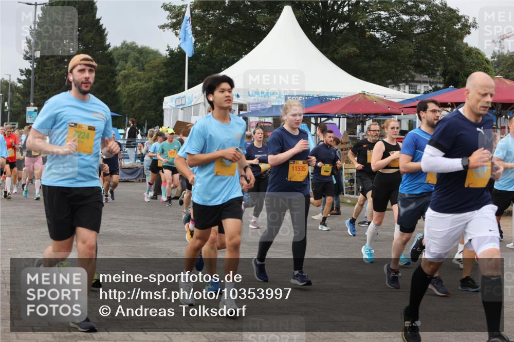13.09.2026 - Kiel Lauf Andreas Tolksdorf http://msf.ph/oto/10353997 13.09.2026 09:57:26 Kiellinie 7224, 11535 meine-sportfotos.de