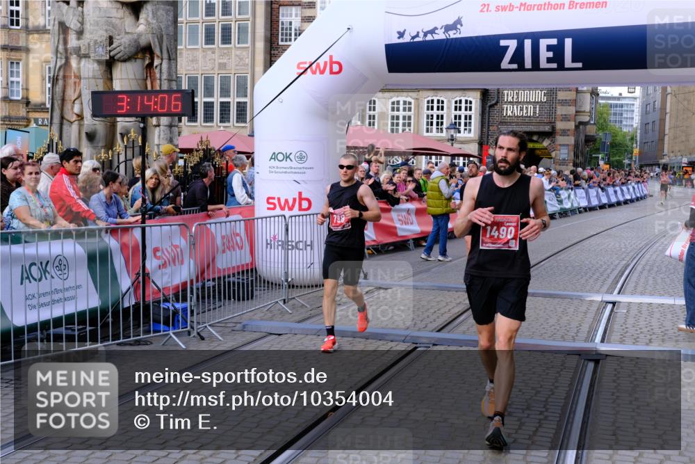 13.09.2026 - 21. swb-Marathon Bremen Tim E. http://msf.ph/oto/10354004 13.09.2026 12:44:55 Ziel 289, 6485 meine-sportfotos.de