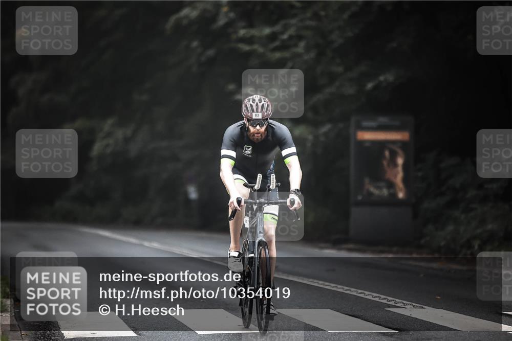 13.09.2026 - Stadtparktriathlon H.Heesch http://msf.ph/oto/10354019 13.09.2026 09:31:36 Radfahren 83, 94 meine-sportfotos.de