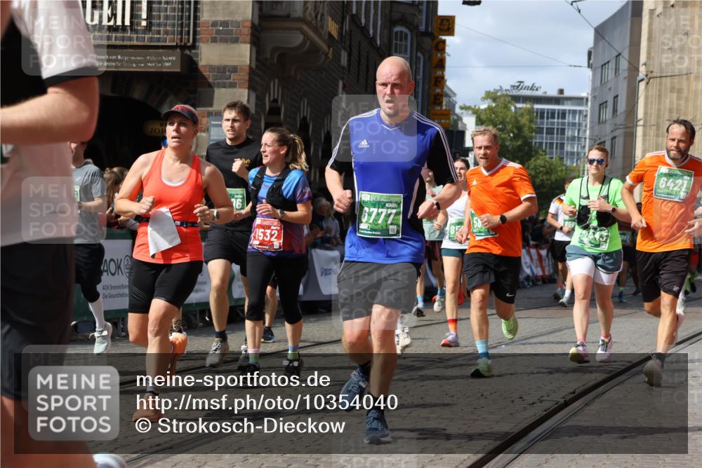 13.09.2026 - 21. swb-Marathon Bremen Strokosch-Dieckow http://msf.ph/oto/10354040 13.09.2026 13:33:22 Ziel 891, 1532, 2393, 2440, 2638, 2818, 2959, 3167, 3404, 3710, 3773, 3902, 4194, 4233, 4408, 4659, 5090, 5191, 5324, 5395, 5410, 5706, 5749, 5981, 6018, 6941, 7756, 7788, 7830, 8061, 9269, 9292, 9406, 9745, 9829, 10048, 13019, 13028, 13039, 13092, 13093, 13101, 13146, 13164, 13234, 13247, 930, 2960, 3562, 4052, 4219, 4543, 5560, 5660, 5726, 5861, 5862, 6256, 6421, 6538, 6597, 6844, 6882, 6997, 7523, 7863, 8093, 8177, 8501, 8599, 8602, 8691, 9206, 9508, 10114, 13078 meine-sportfotos.de