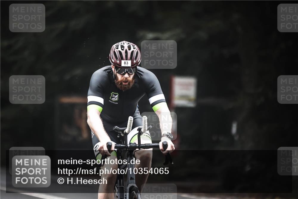 13.09.2026 - Stadtparktriathlon H.Heesch http://msf.ph/oto/10354065 13.09.2026 09:31:37 Radfahren 83, 94 meine-sportfotos.de