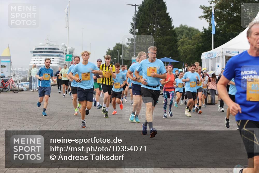 13.09.2026 - Kiel Lauf Andreas Tolksdorf http://msf.ph/oto/10354071 13.09.2026 09:57:35 Kiellinie 991, 1496, 837, 5816, 38, 4196, 853 meine-sportfotos.de