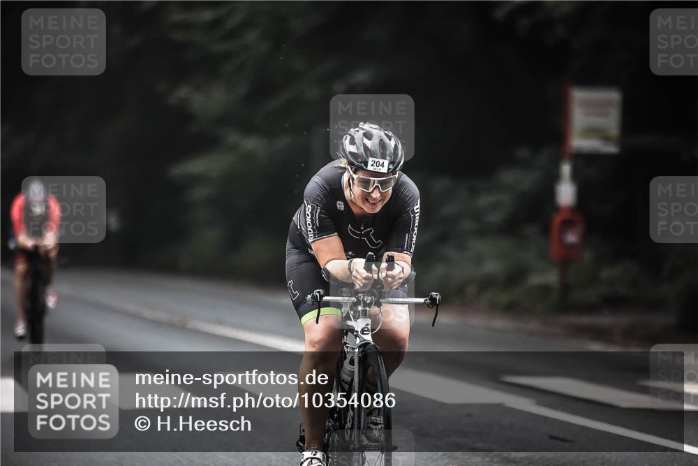 13.09.2026 - Stadtparktriathlon H.Heesch http://msf.ph/oto/10354086 13.09.2026 09:31:46 Radfahren 166, 204 meine-sportfotos.de