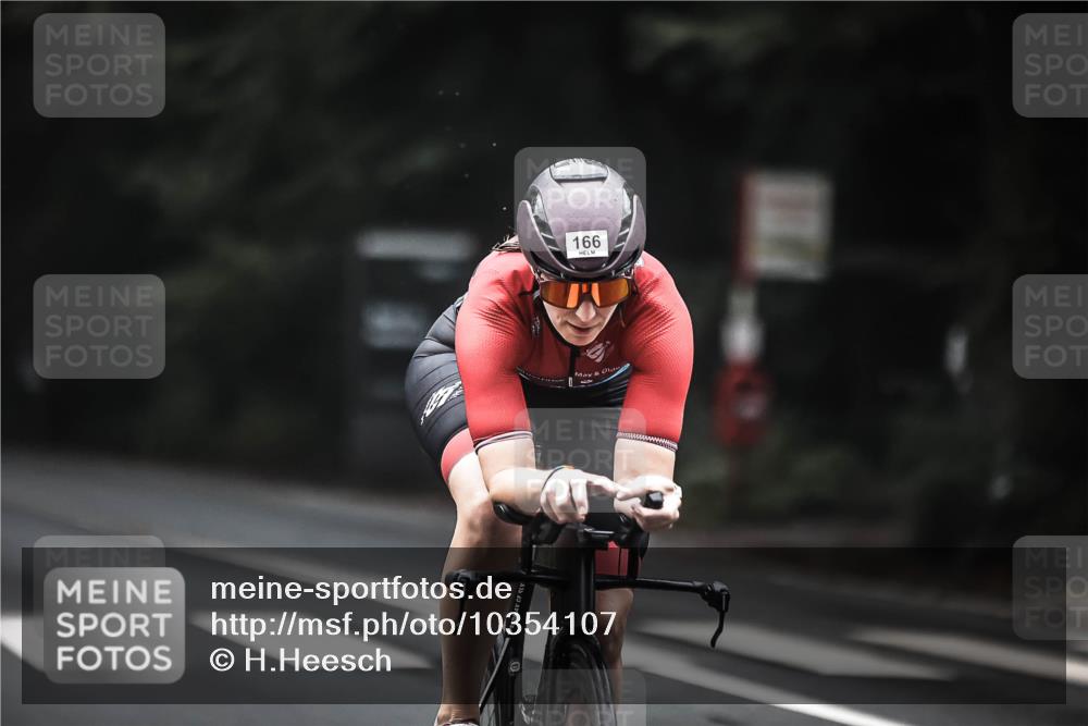 13.09.2026 - Stadtparktriathlon H.Heesch http://msf.ph/oto/10354107 13.09.2026 09:31:48 Radfahren 166, 204 meine-sportfotos.de